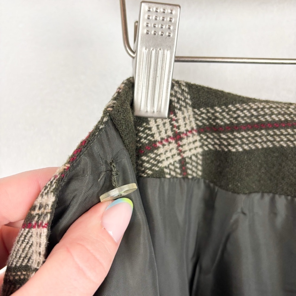 Vintage 90s Bice by Sag Harbor Green Plaid Wool Blend Knee Length Skirt Sz 8 - Picture 6 of 9